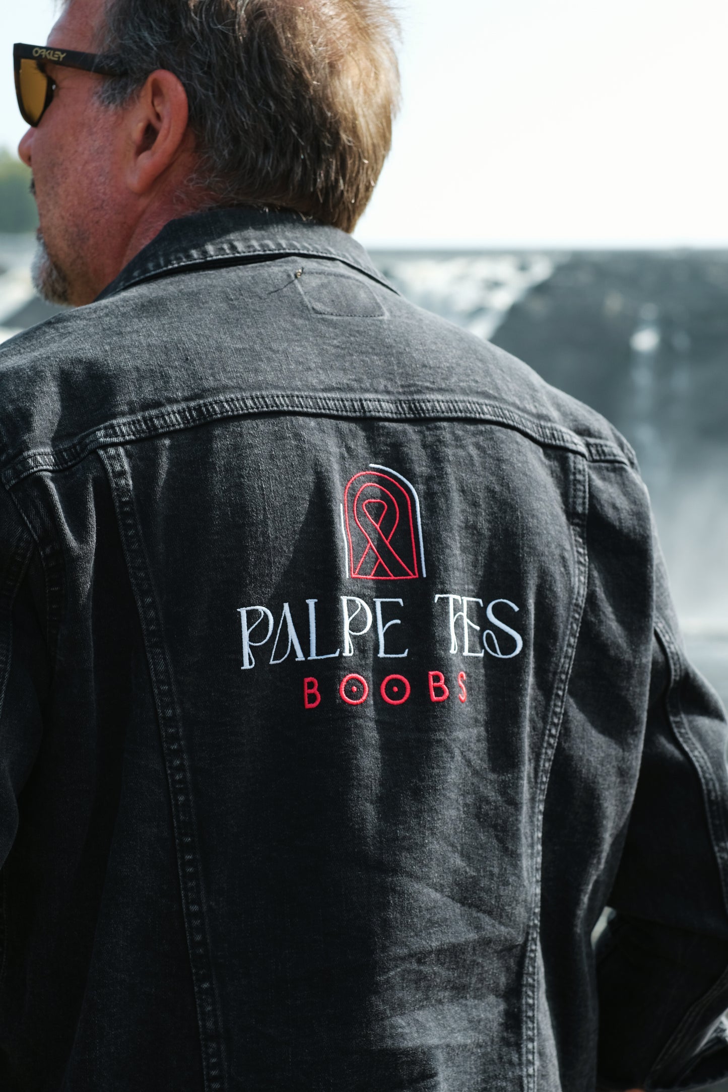Veste en Jean Palpe tes boobs